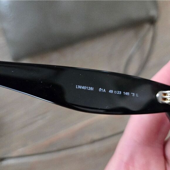 Loewe Inflated LW 40126 sunglasses New - Picture 4 of 5